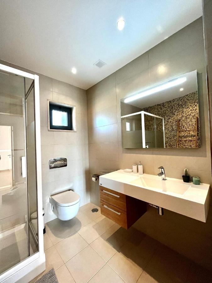 Funtastic Villa With Pool Albufeira Esterno foto